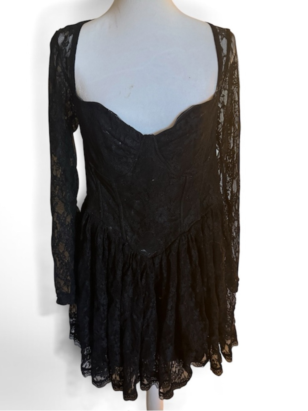 Shein | Black Long-Sleeve Lace Sweetheart collar Mini Dress size XL